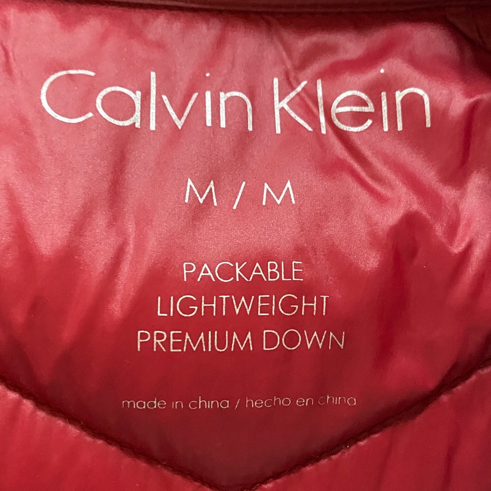 Calvin Klein Red Puffer Jacket - Picture 4 of 6